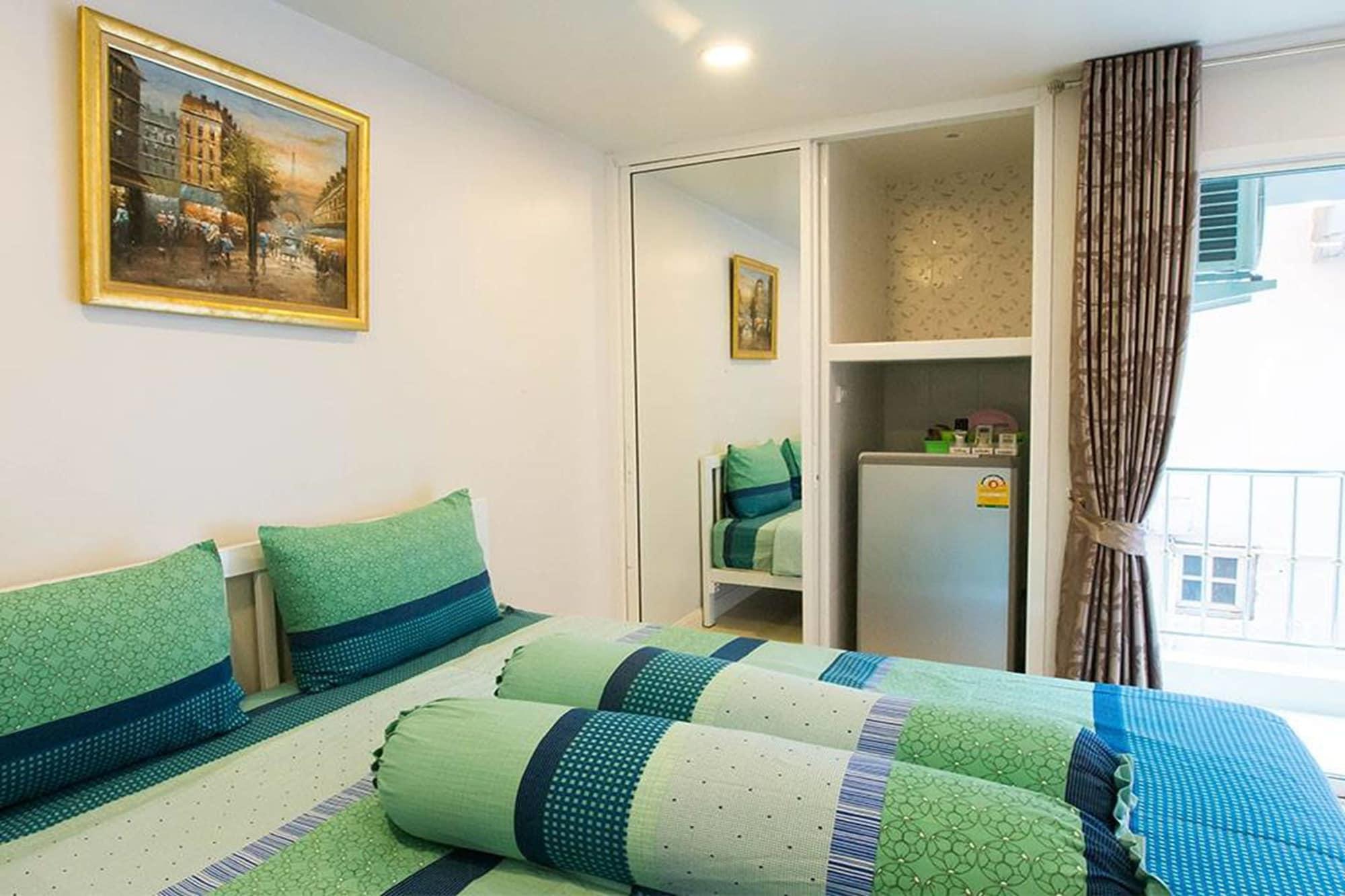 בנגקוק Parvena Hotel מראה חיצוני תמונה