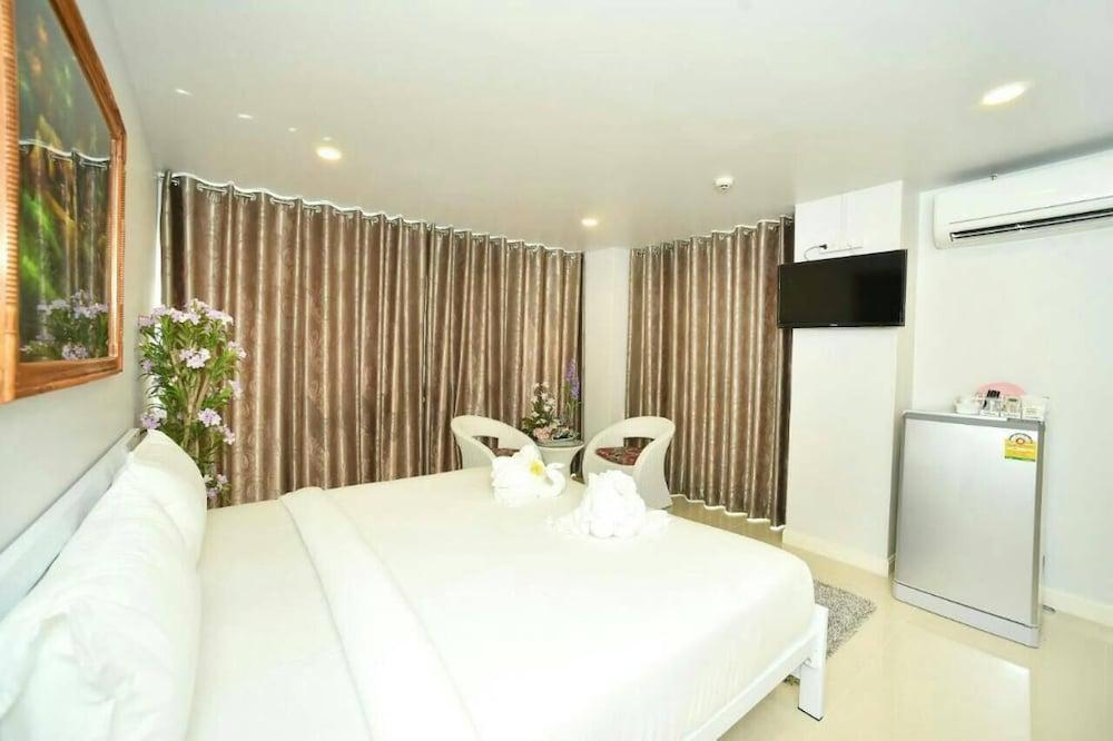 בנגקוק Parvena Hotel מראה חיצוני תמונה
